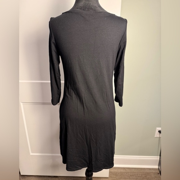 Eileen Fisher black viscose scoop neck knee length dress with pockets LS - Picture 3 of 7